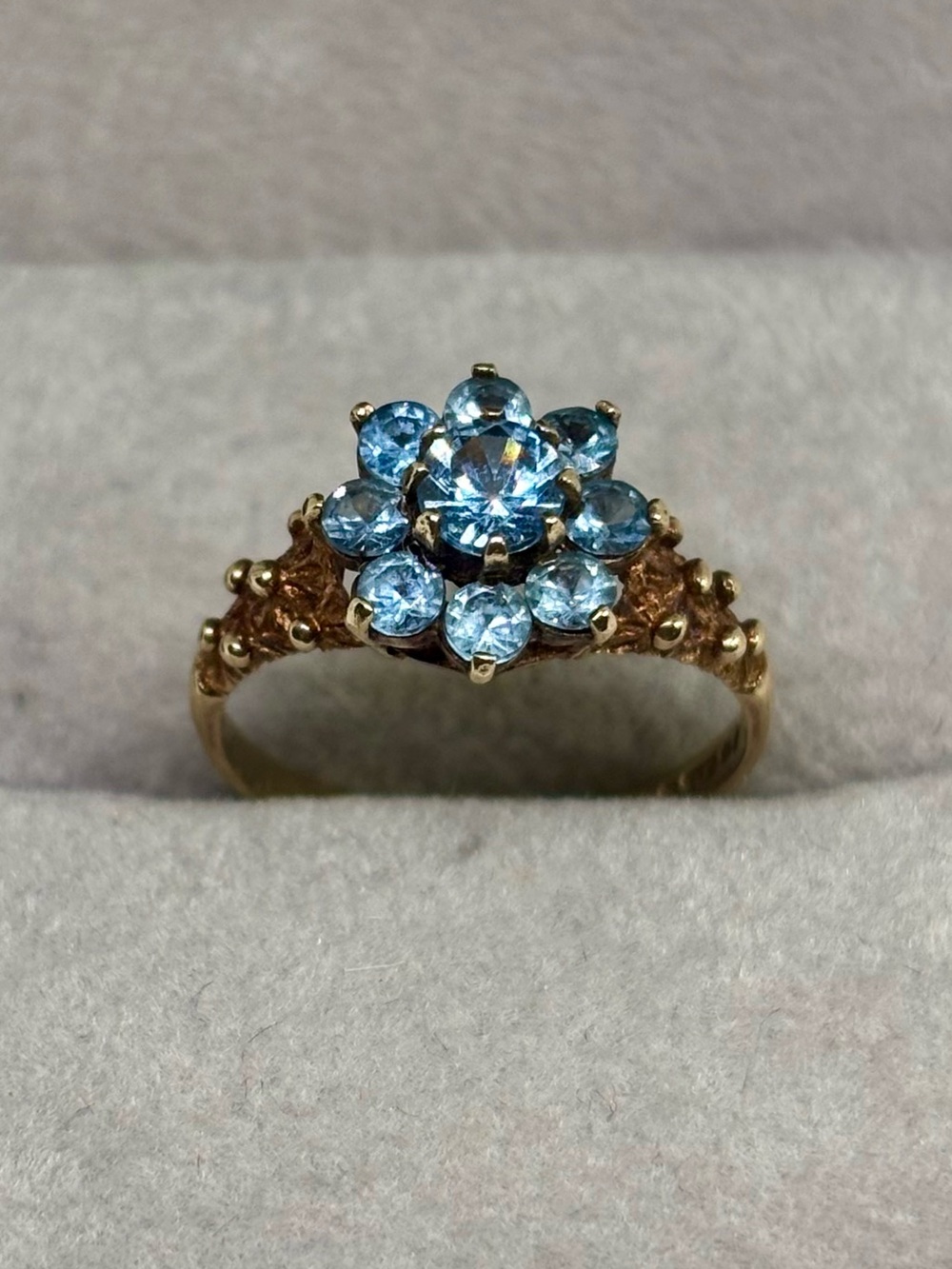 Antique 9K Gold Flower Cluster Ring with Blue Spinel, size 5.5